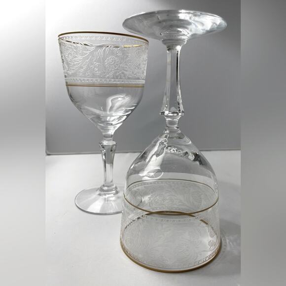 Pair Fostoria Renaissance Claret Water Goblets‎ with Gold Trim EUC - Picture 1 of 5